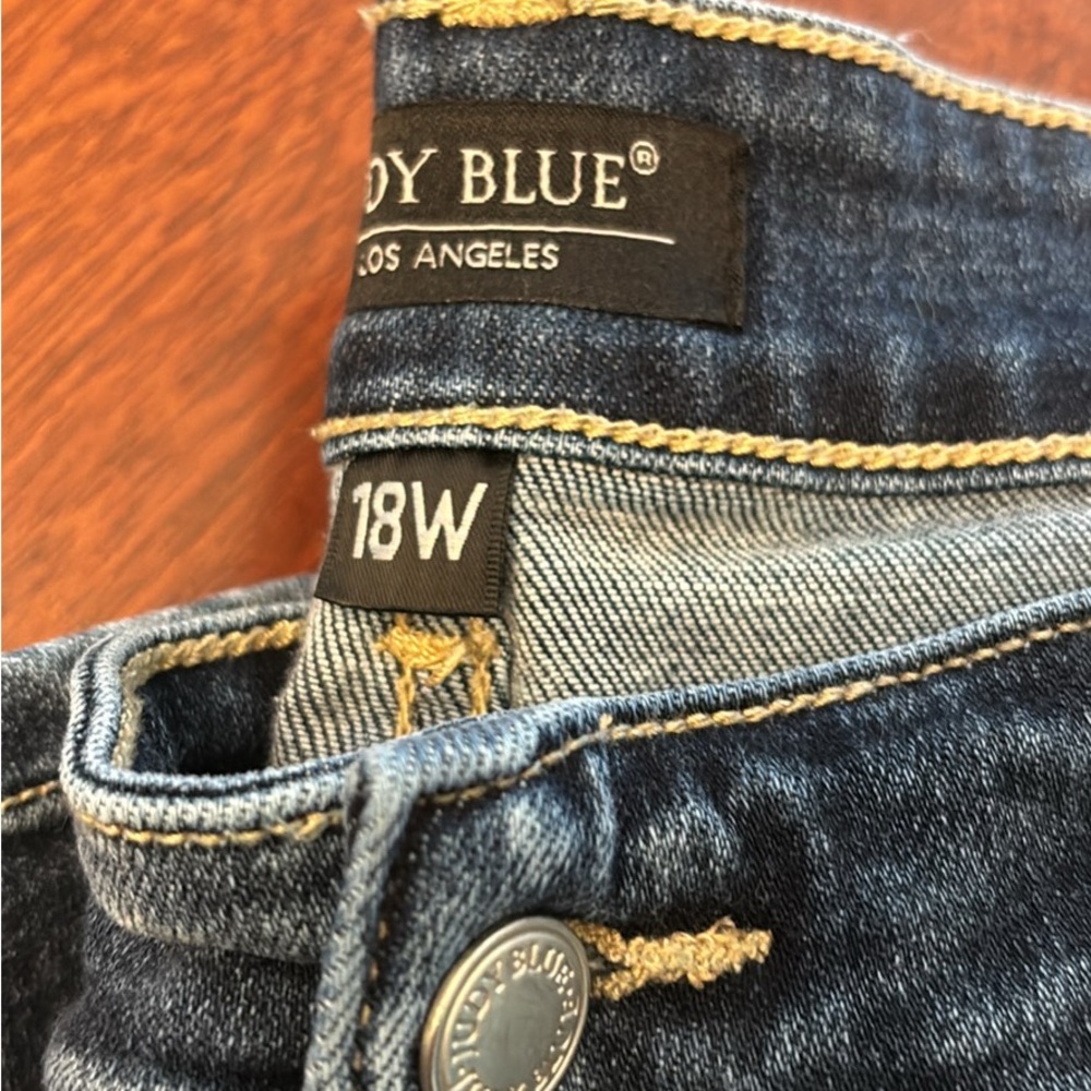 18W jeans